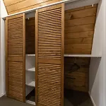 Freeman-3b двоповерховий з кухнею, альтанкою, грилем 6місний Boekovel