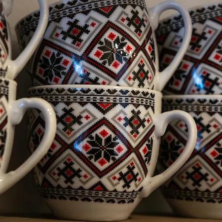 Apartamento Freeman-3b - двоповерховий у з альтанкою та грилем для 6 гостей Bukovel