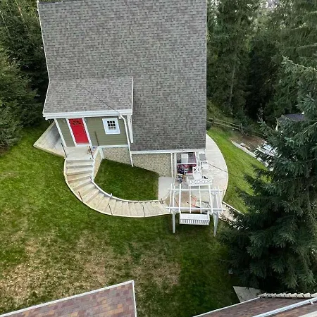 Apartment двоповерхові у Freeman-3b з альтанкою та грилем Bukovel