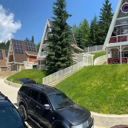 Apartamento Freeman-3b - двоповерховий у з альтанкою та грилем для 6 гостей Bukovel