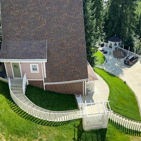 Apartment Freeman-3b - двоповерховий у з альтанкою та грилем для 6 гостей Bukovel