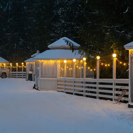 Freeman-3b - двоповерховий у з альтанкою та грилем для 6 гостей Apartamento Bukovel