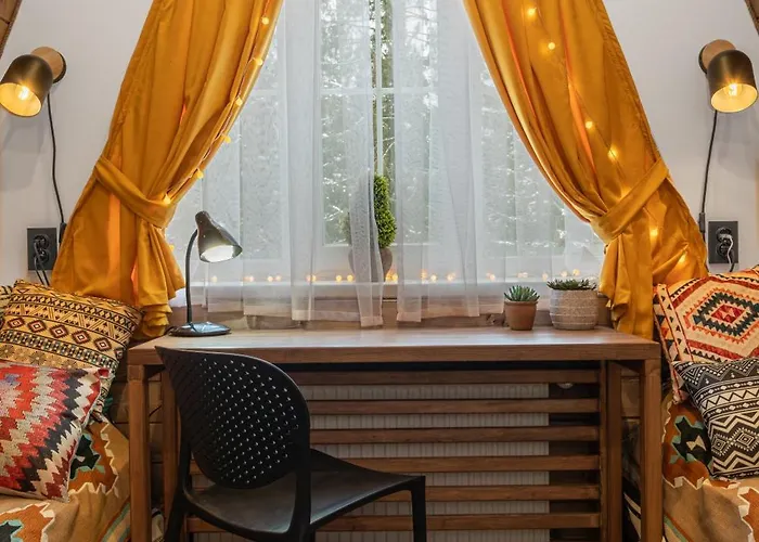 Freeman-3b двоповерховий з кухнею, альтанкою, грилем 6місний 公寓